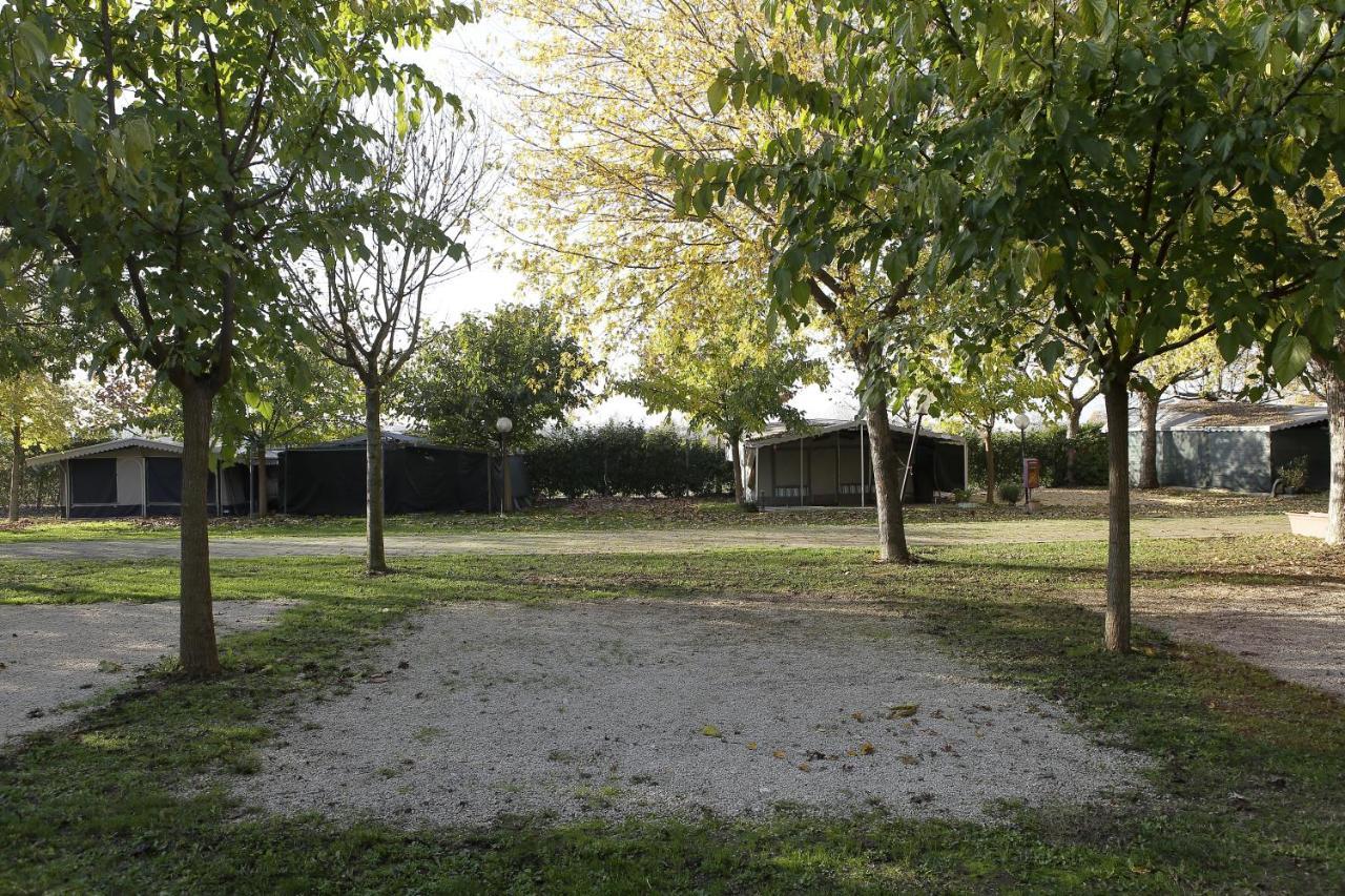 Camping Da Giovanni Πεσκιέρα ντελ Γκάρντα Εξωτερικό φωτογραφία